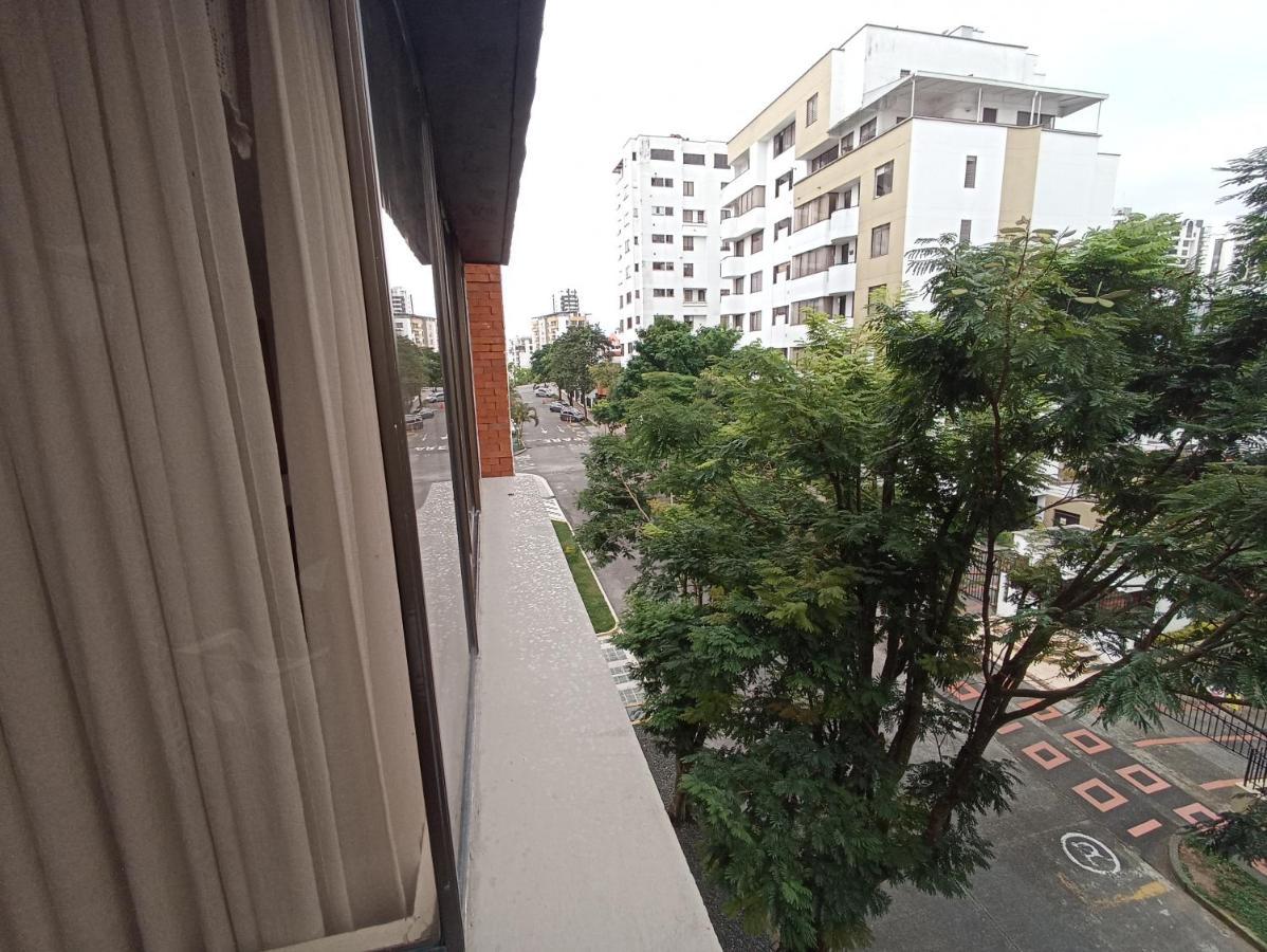 Apartamento En Pinares Pereira Exterior photo